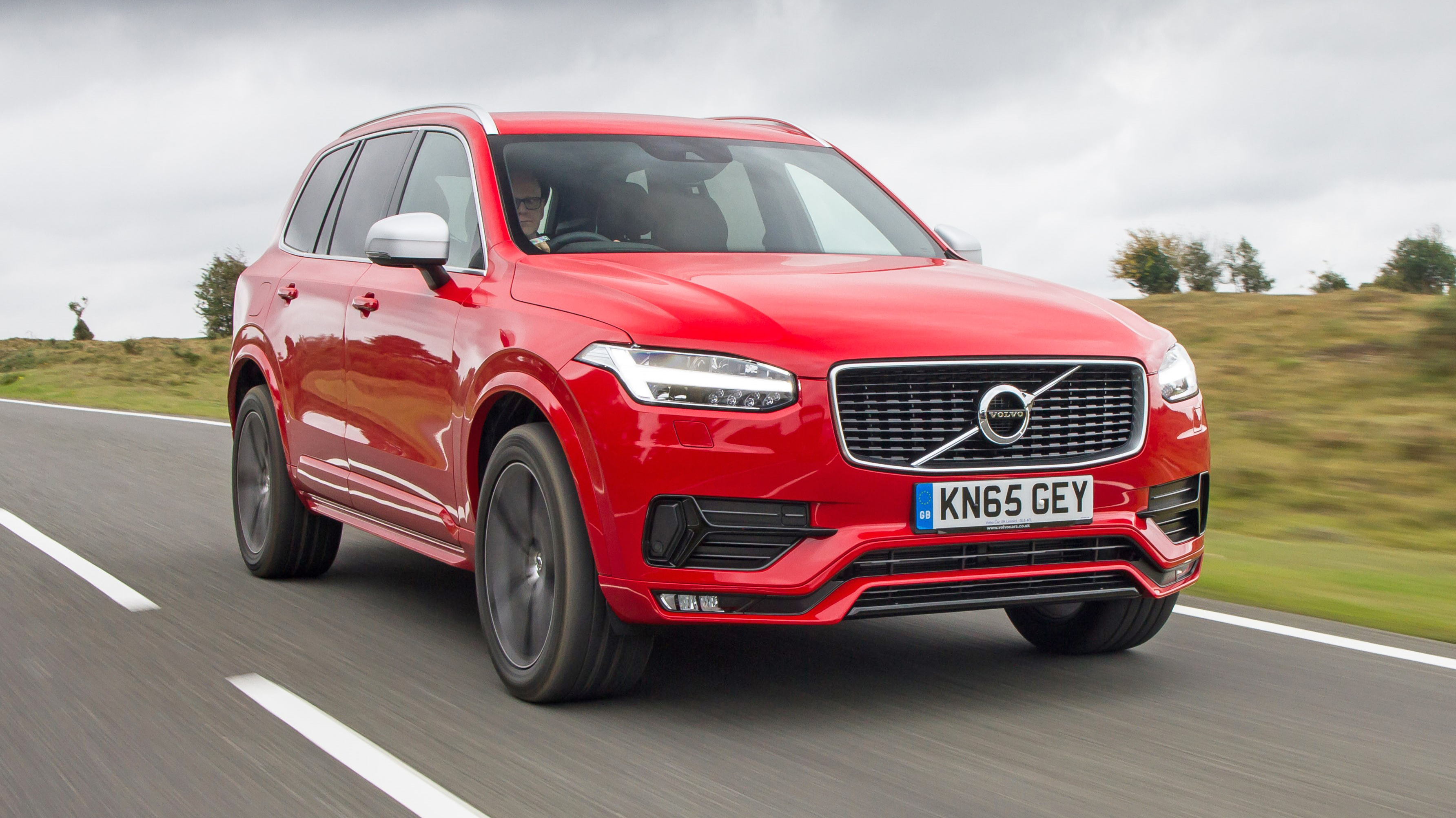 169416_volvo_xc90_r_design.jpg