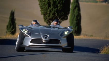 Mercedes-Benz F 400 Carving concept front dynamic