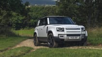 Land Rover Defender P400e PHEV