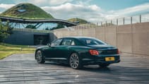 Bentley Flying Spur Hybrid