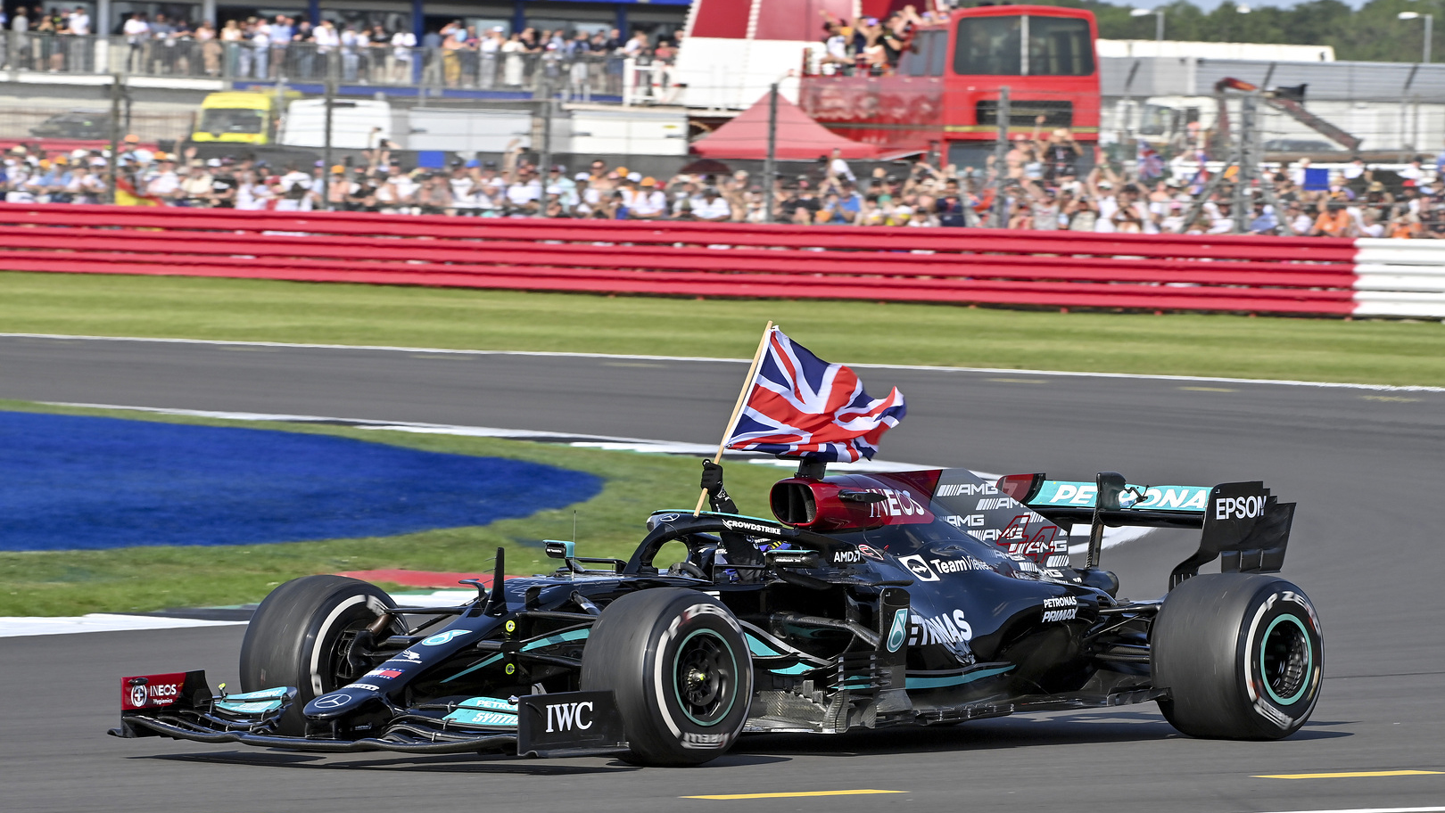 Lewis Hamilton wins 2021 British F1 GP then racially abused