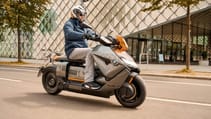 BMW CE 04 e-scooter 2021 Top Gear