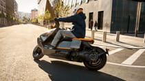 BMW CE 04 e-scooter 2021 Top Gear