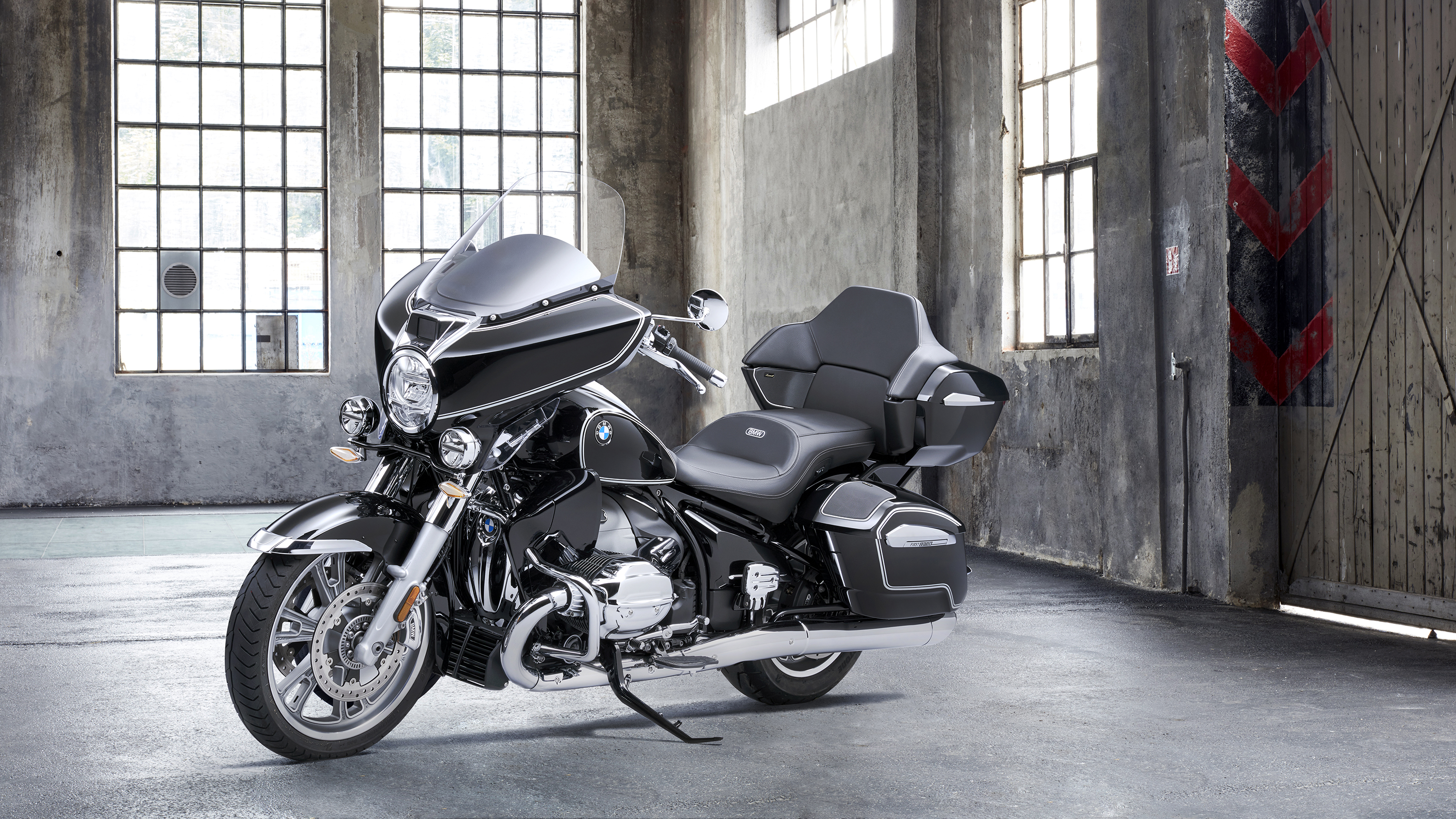 BMW R18 Transcontinental and R18 Bagger