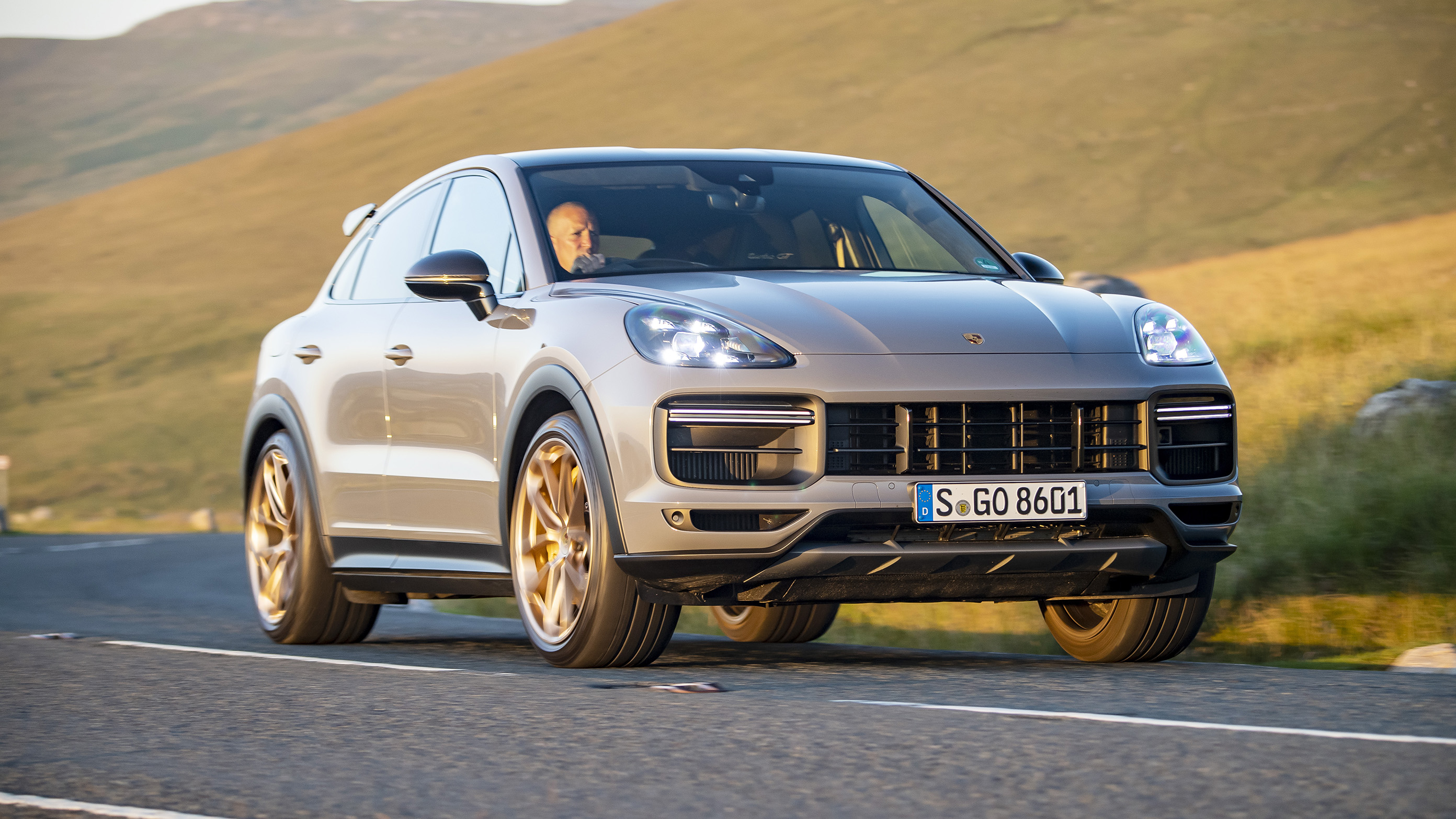 Top Gear Porsche Cayenne Coupe Turbo GT review driven