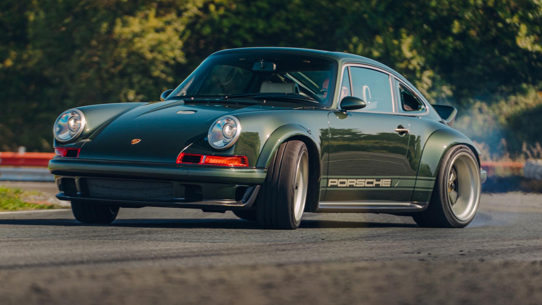 Porsche 911 Reimagined by Singer - the Dynamics and Lightweighting Study