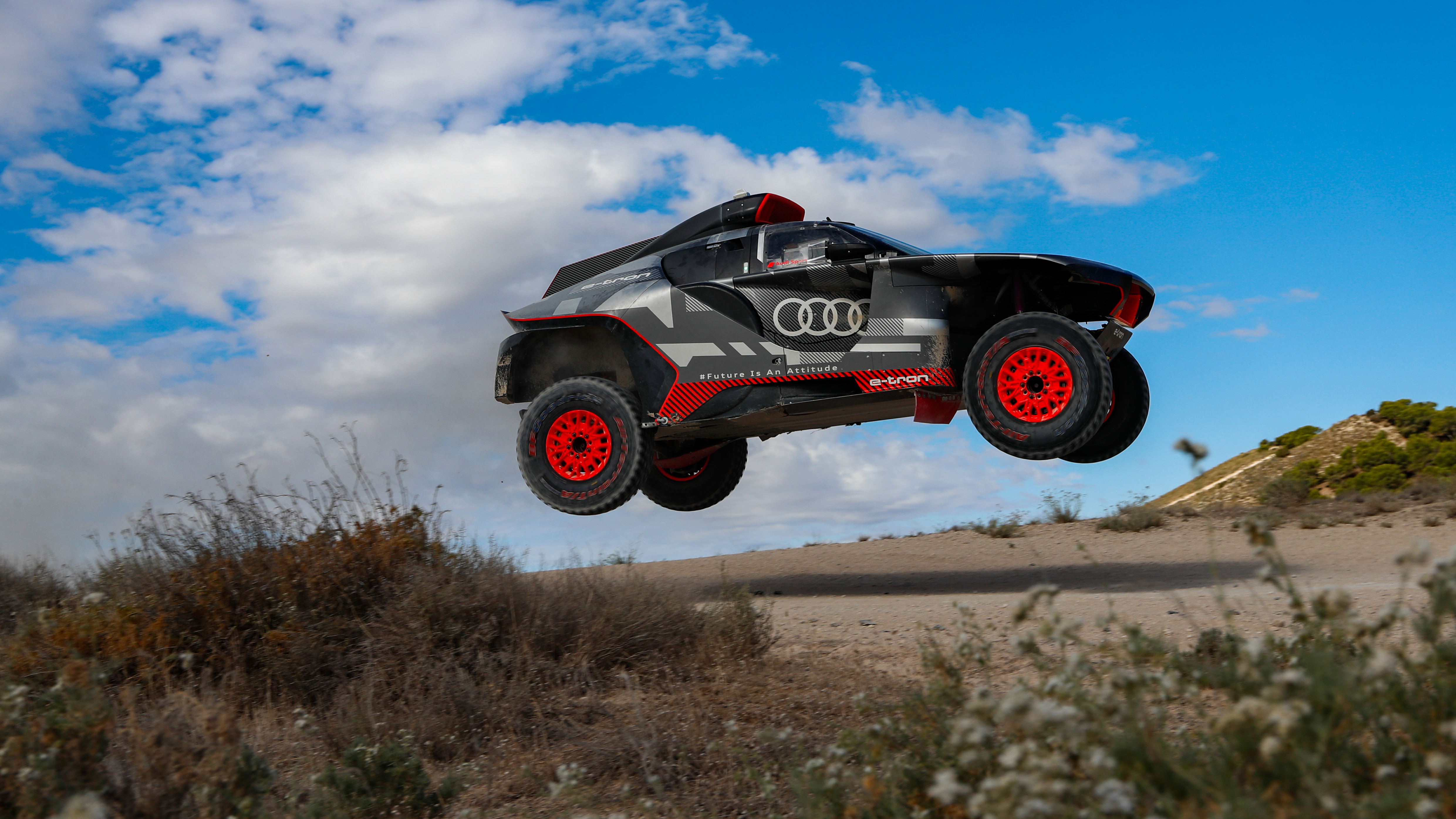 Audi RS Q e-tron Dakar car 2021