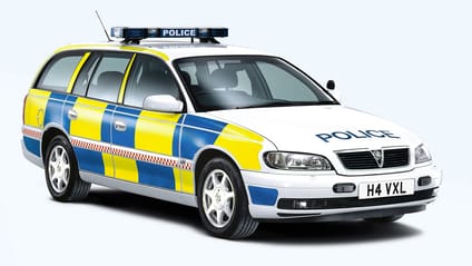 Vauxhall Omega police car front three-quarters