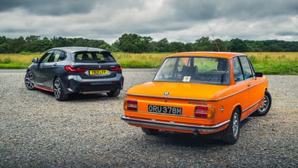 BMW 2002tii vs BMW 128ti