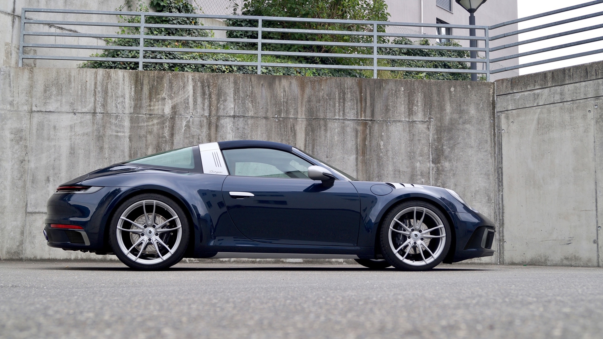 Ares Design Porsche 911 Targa