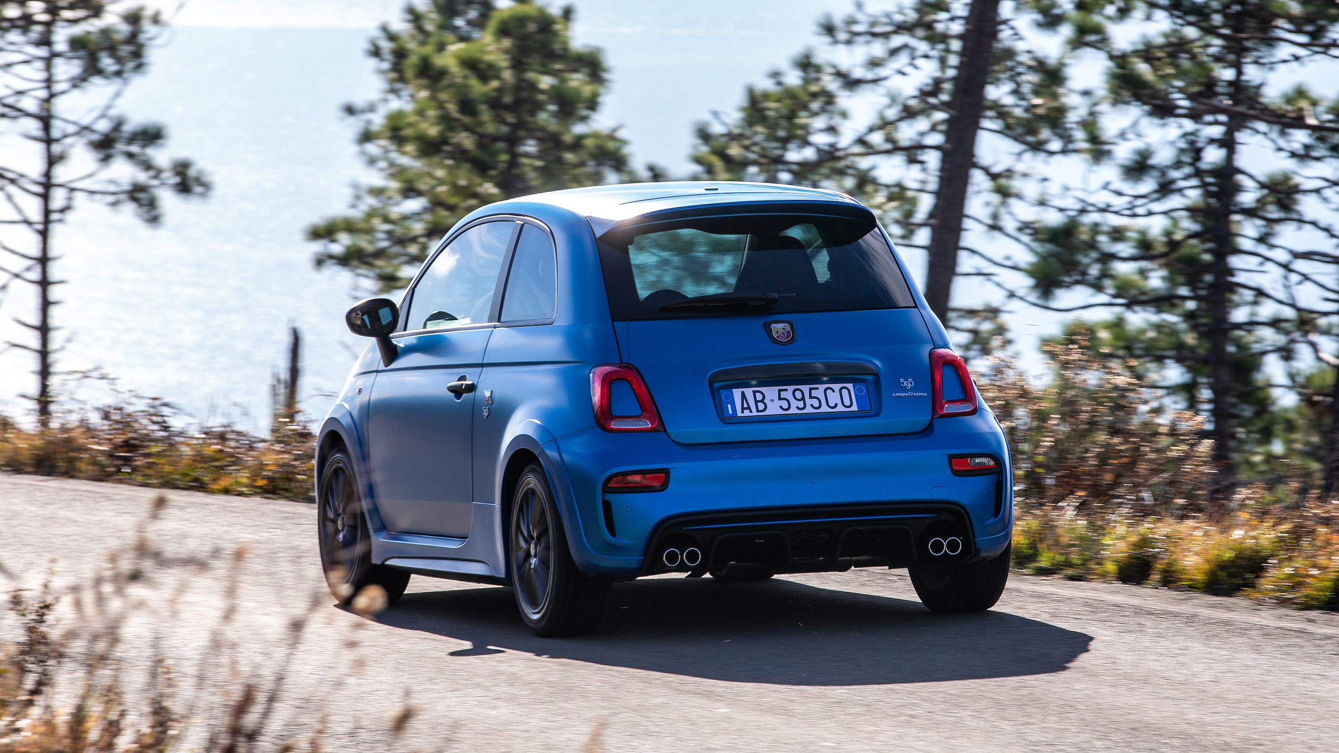 Abarth 595 rear