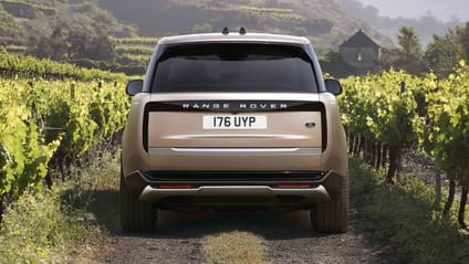 New 2021 Range Rover rear view