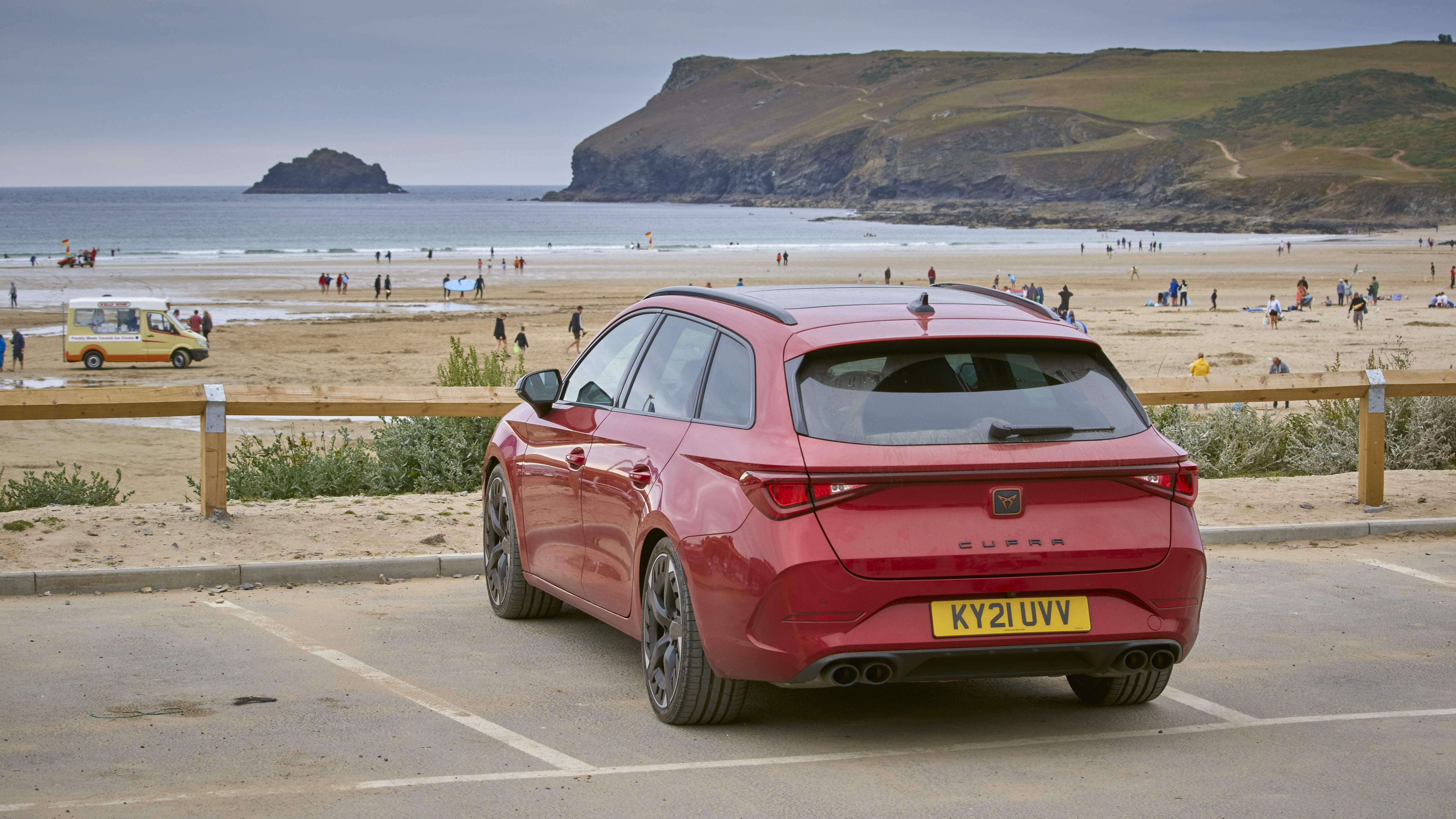 Top Gear Cupra Leon Estate review