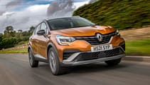 Renault Captur E-Tech Hybrid R.S Line action