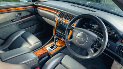 2001 Audi S8 interior dashboard