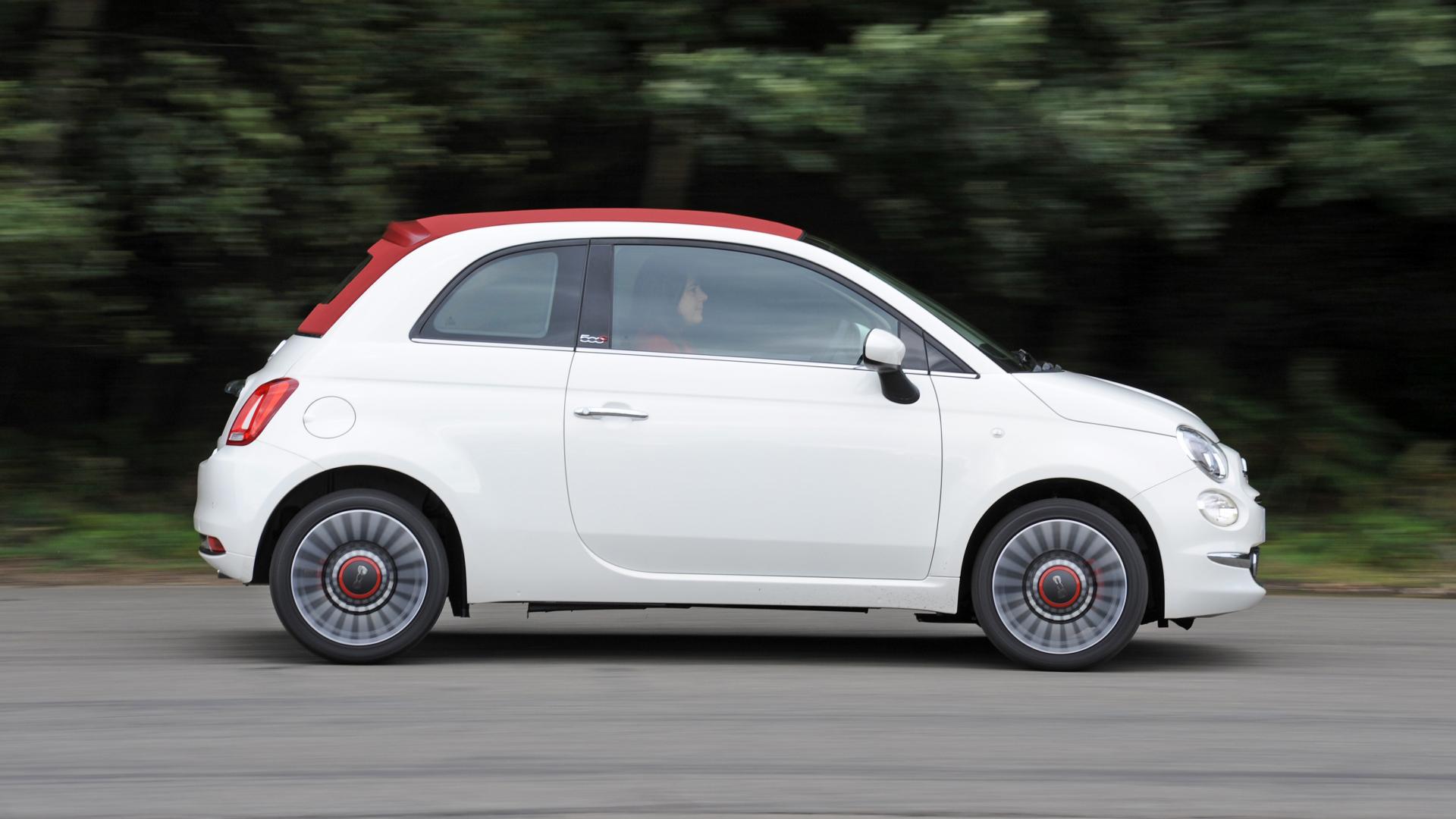 Fiat 500C white body red roof