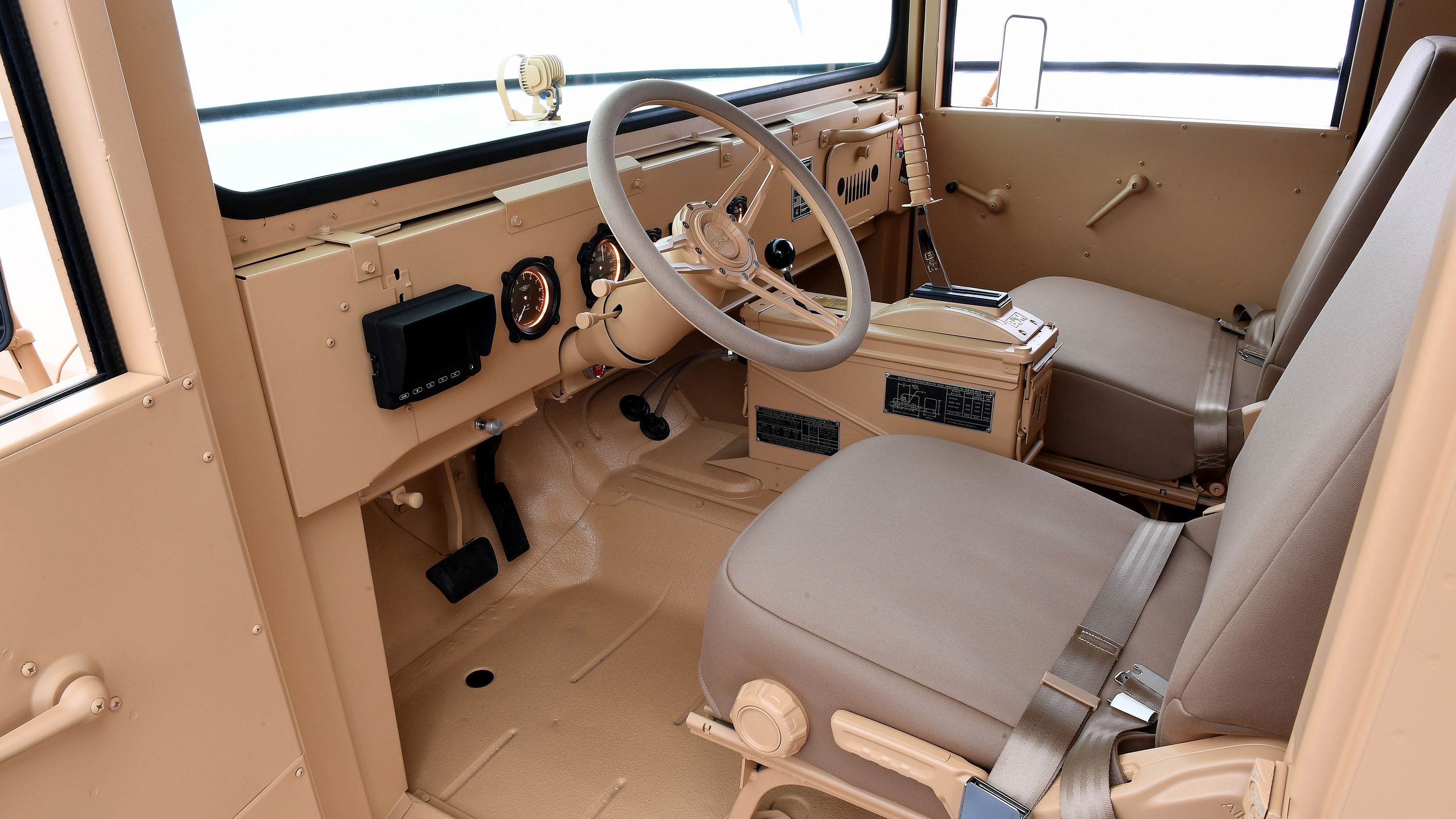 Kaiser Jeep M725 concept seats