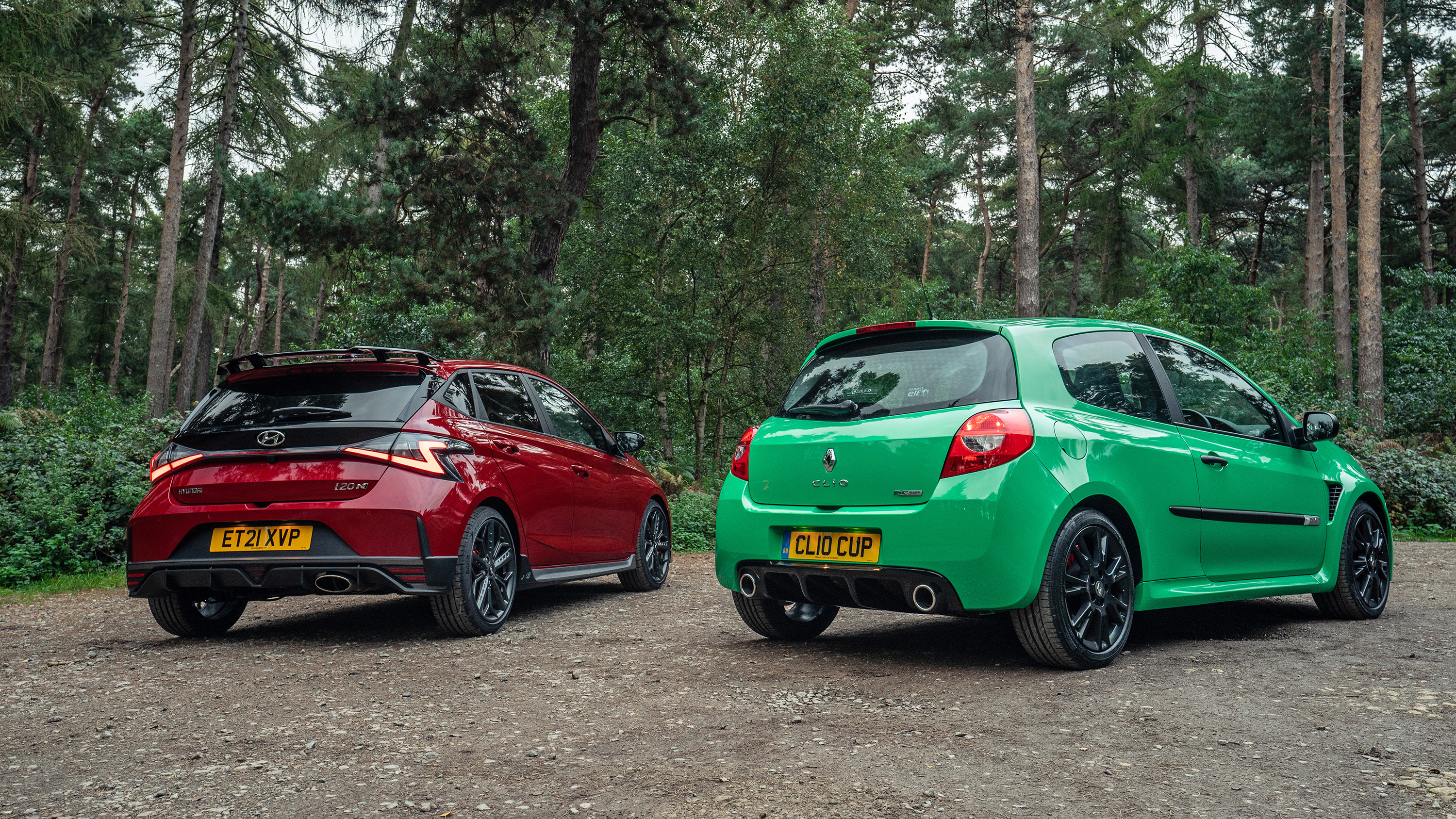 RenaultSport Clio 200 Cup and Hyundai i20N rear view