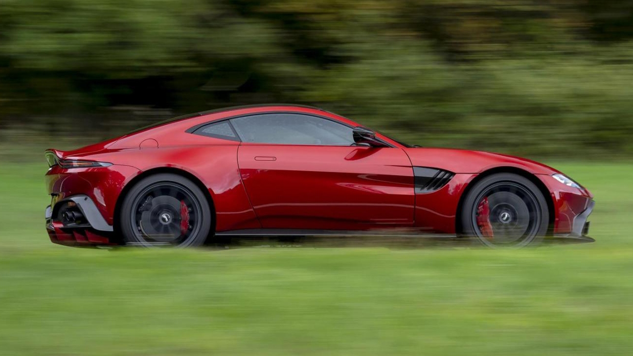 Aston Martin Vantage