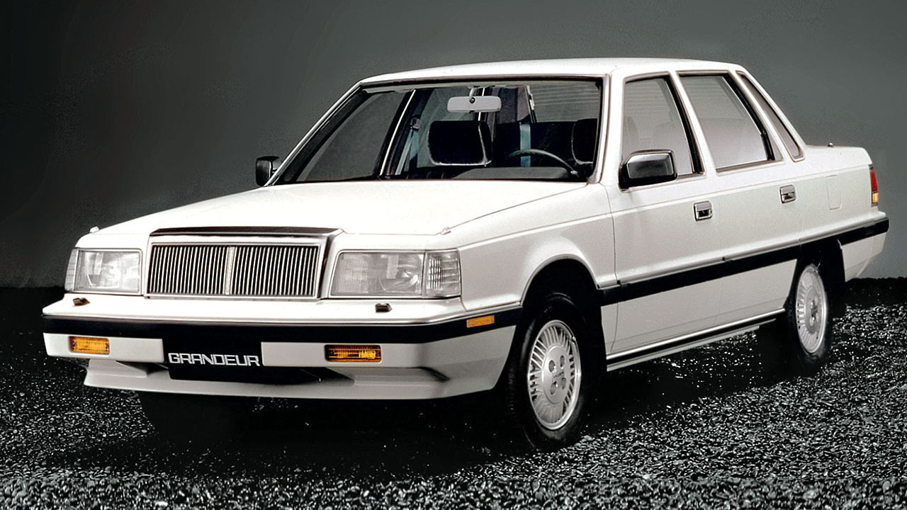 1980s Hyundai Grandeur in white