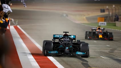 Hamilton vs Verstappen: Bahrain Grand Prix