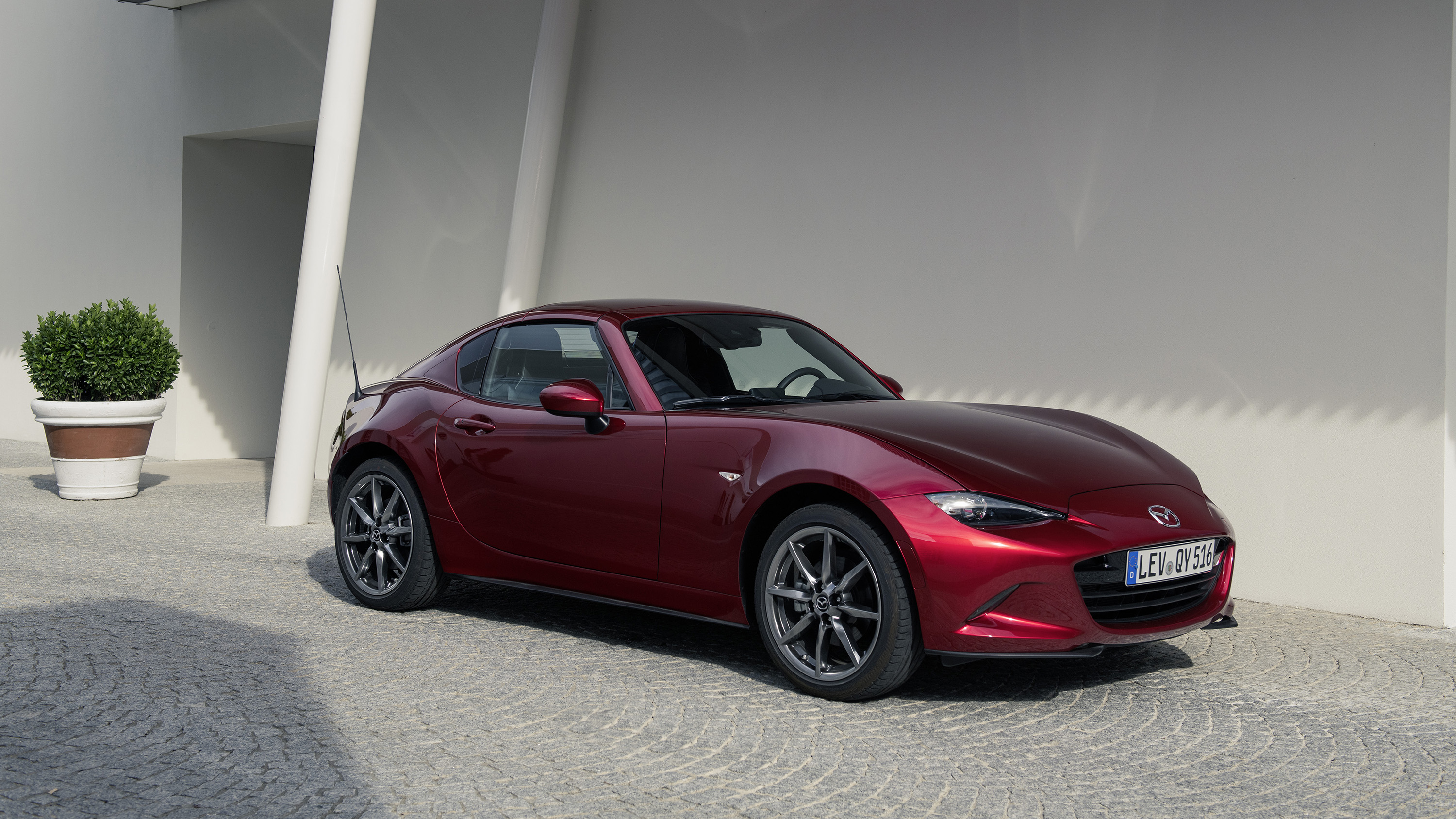 Mazda MX-5 RF with KPC