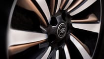 Range Rover SV wheel