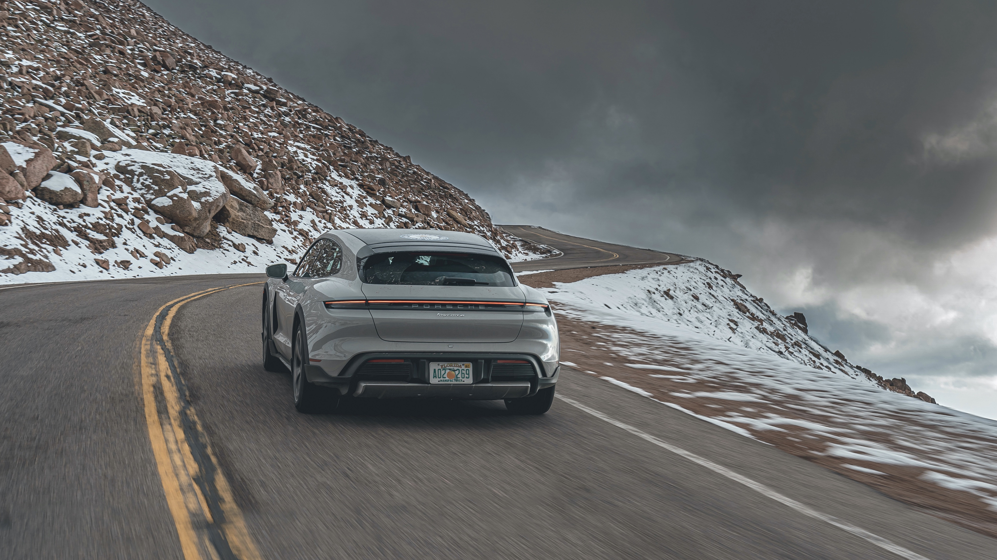 Porsche Taycan Cross Turismo Pikes Peak