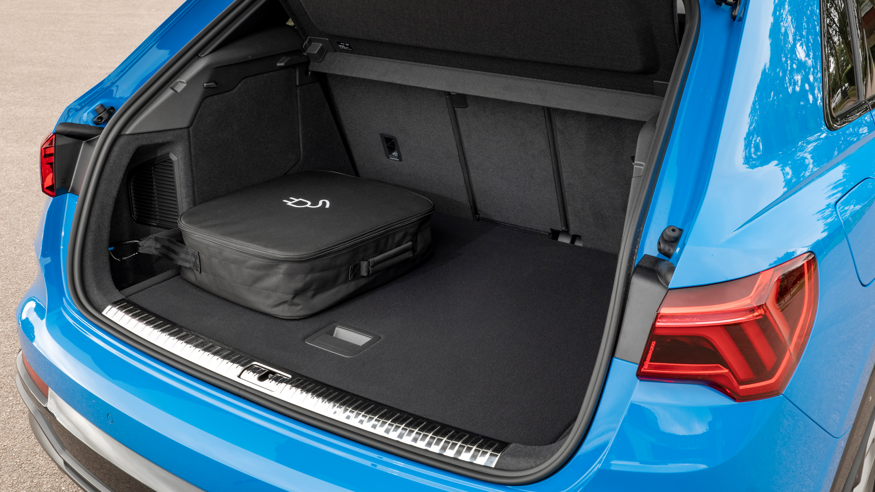 Audi Q3 charging cable bag