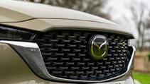 Mazda CX-5 grille