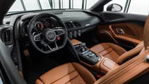 Audi R8 Spyder interior