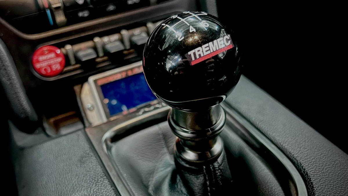 Ford Mustang Shelby GT500 manual conversion interior detail