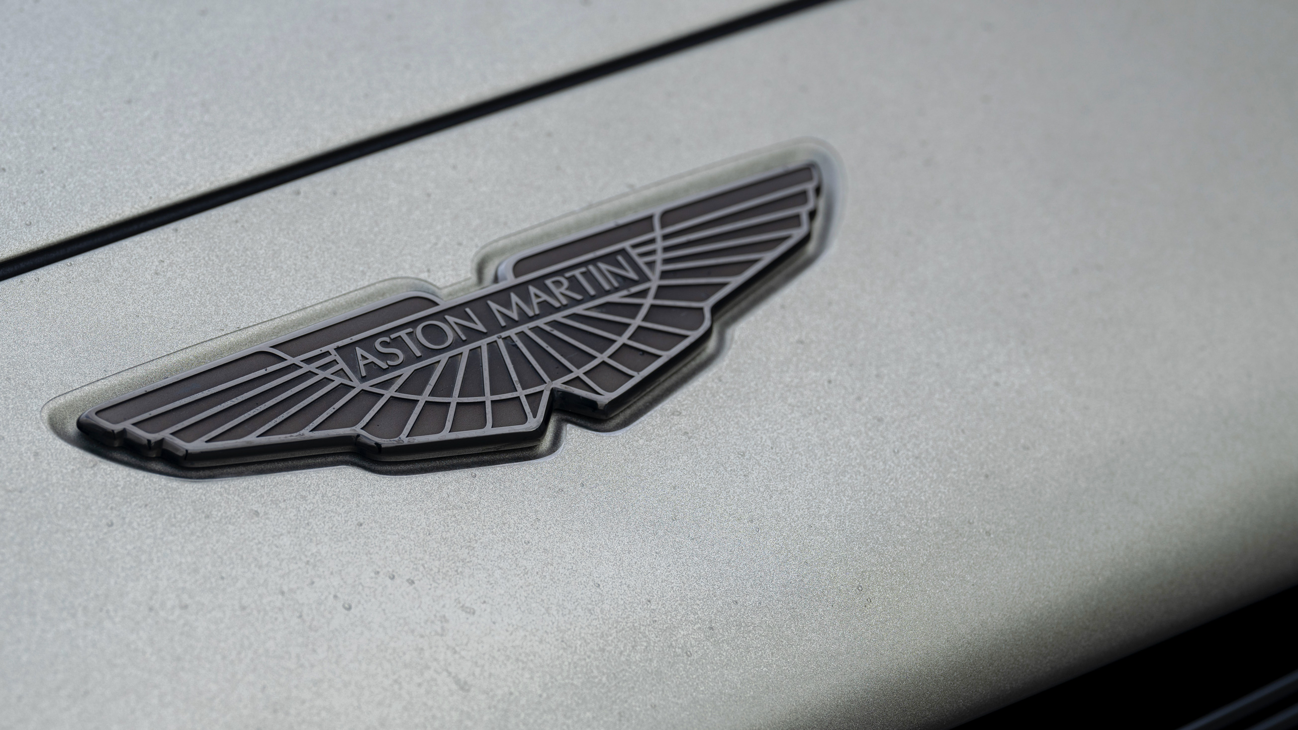 Aston Martin DBX 707 badge