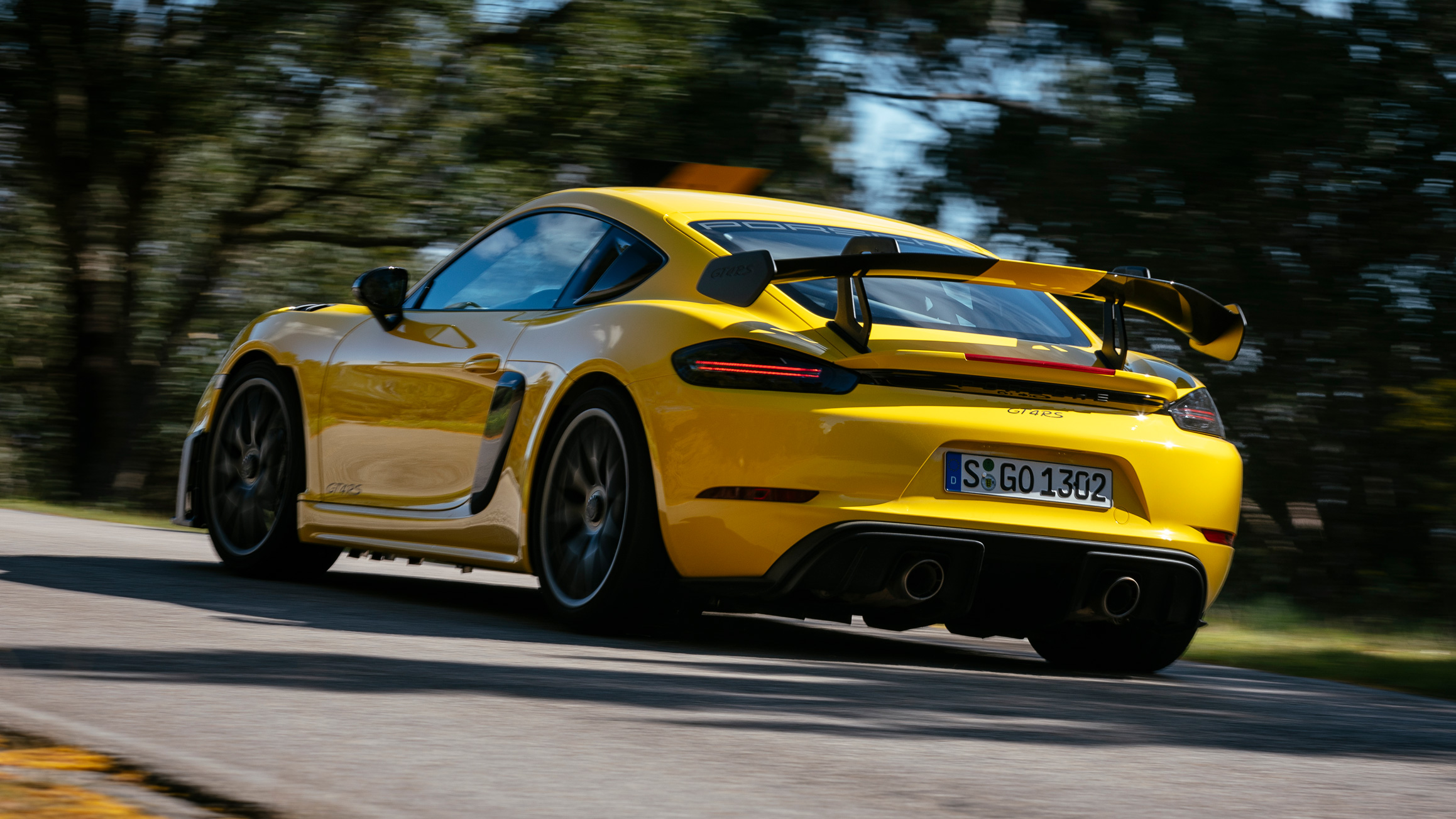 Porsche Cayman GT4 RS rear