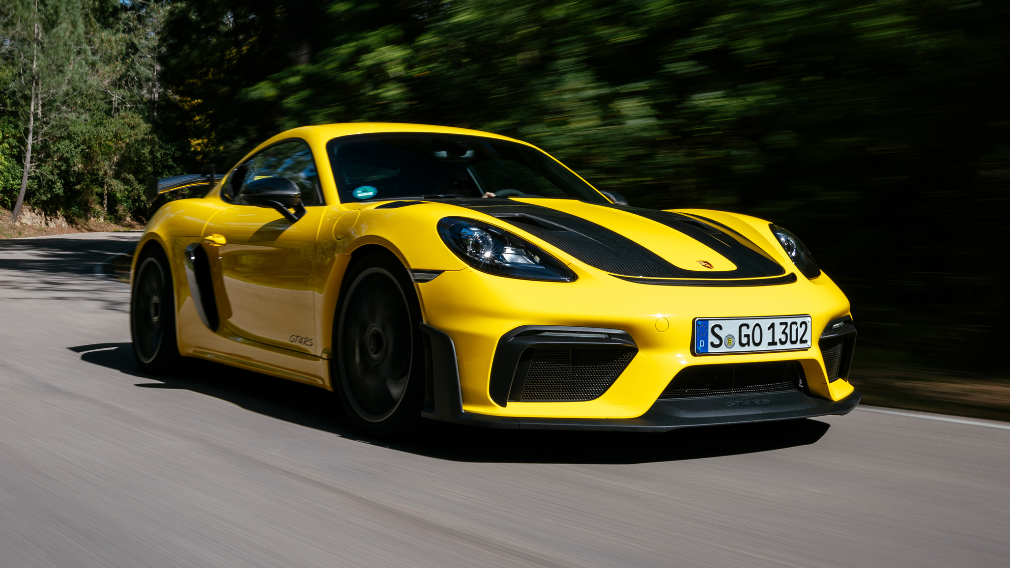 Porsche Cayman GT4 RS front