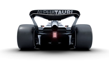 Rear wing