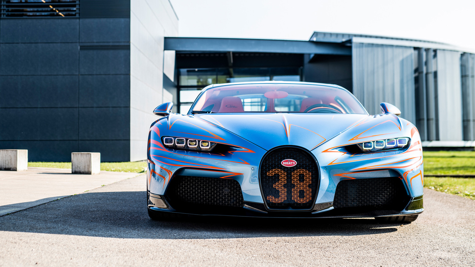 Bugatti Sur Mesure Chiron Super Sport front