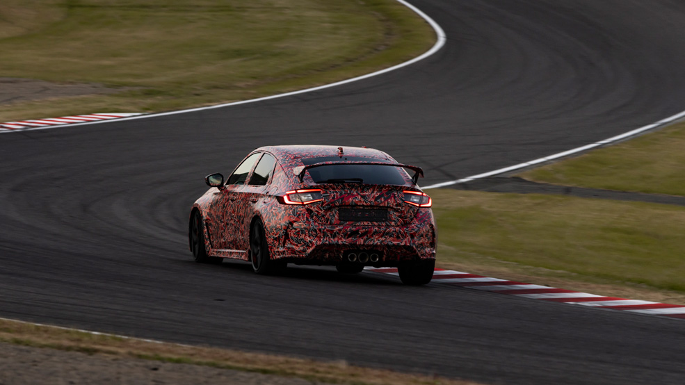 Honda Civic Type R lap record Suzuka rear