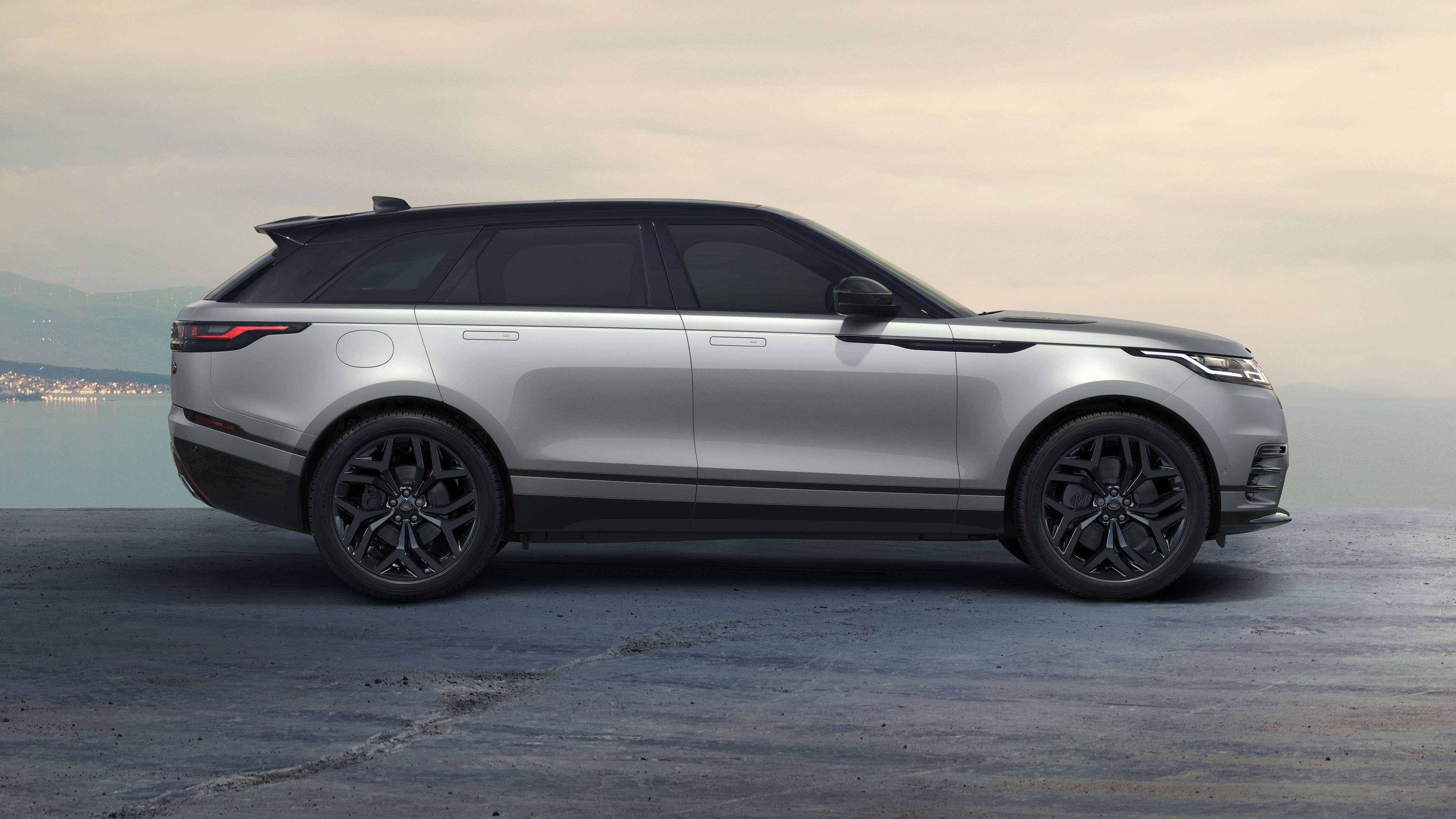 Range Rover Velar HST 2022