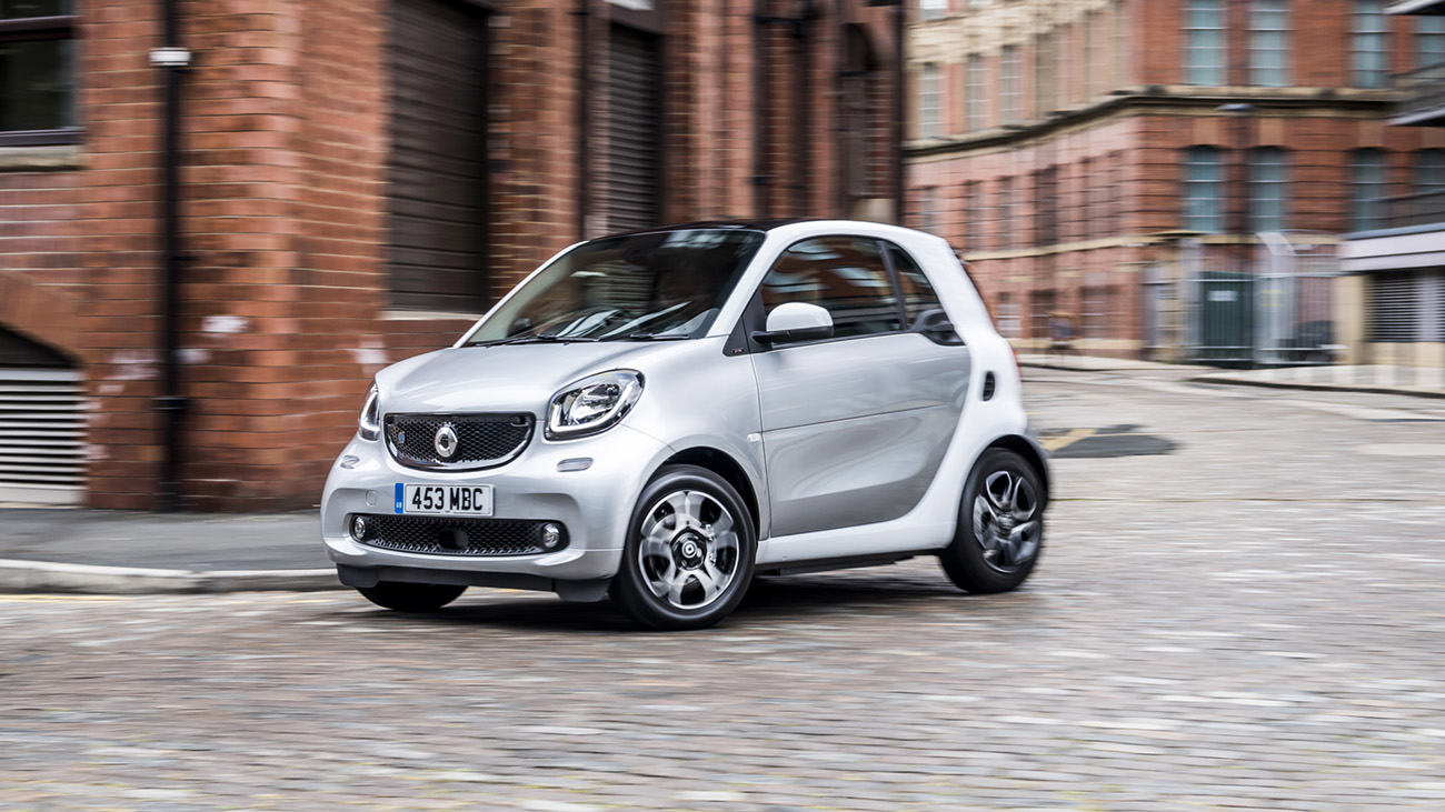 Smart EQ Fortwo driving through the city