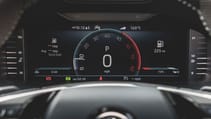 Skoda Karoq instrument display