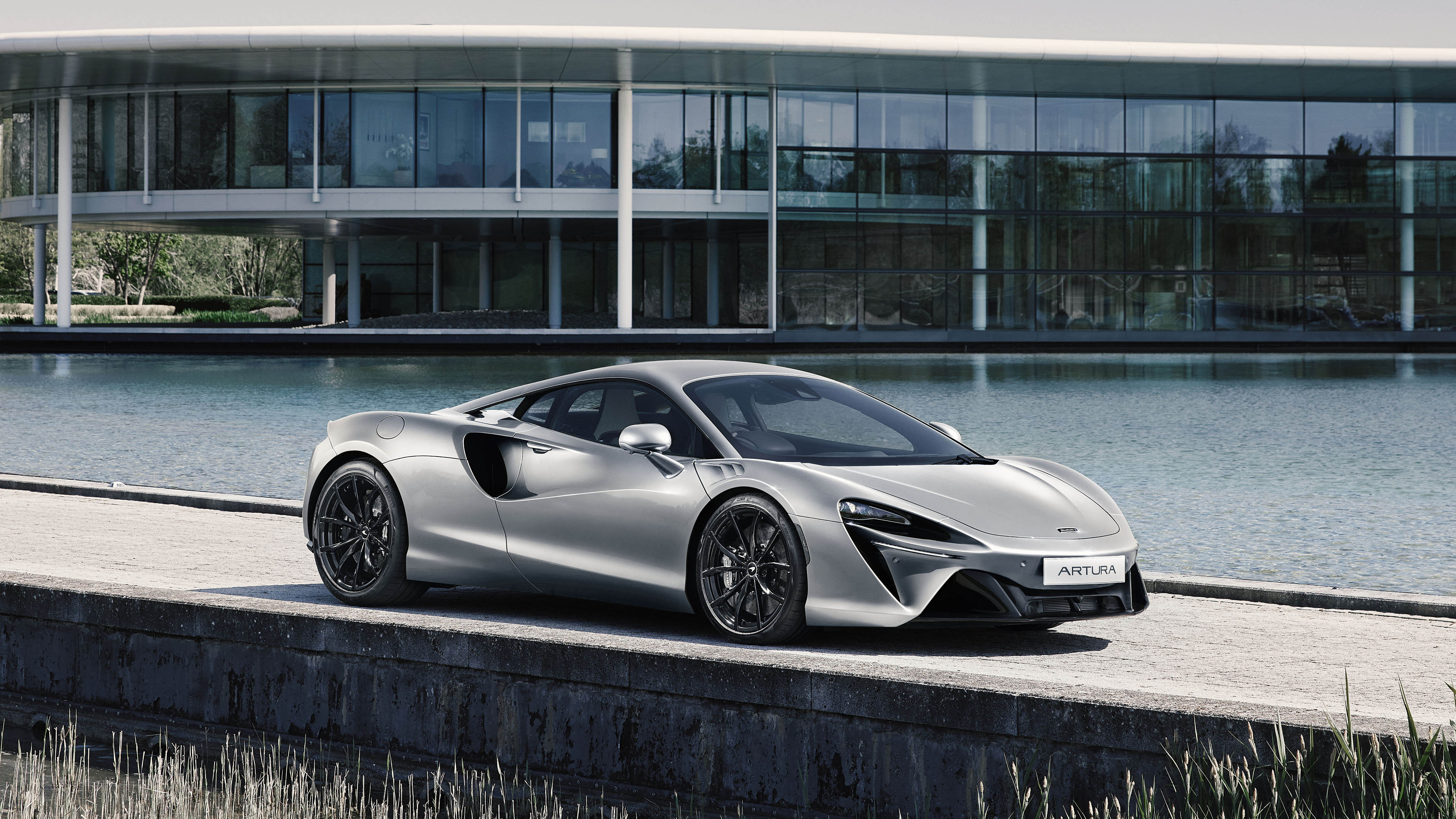 McLaren Queen Elizabeth Colour Top Gear