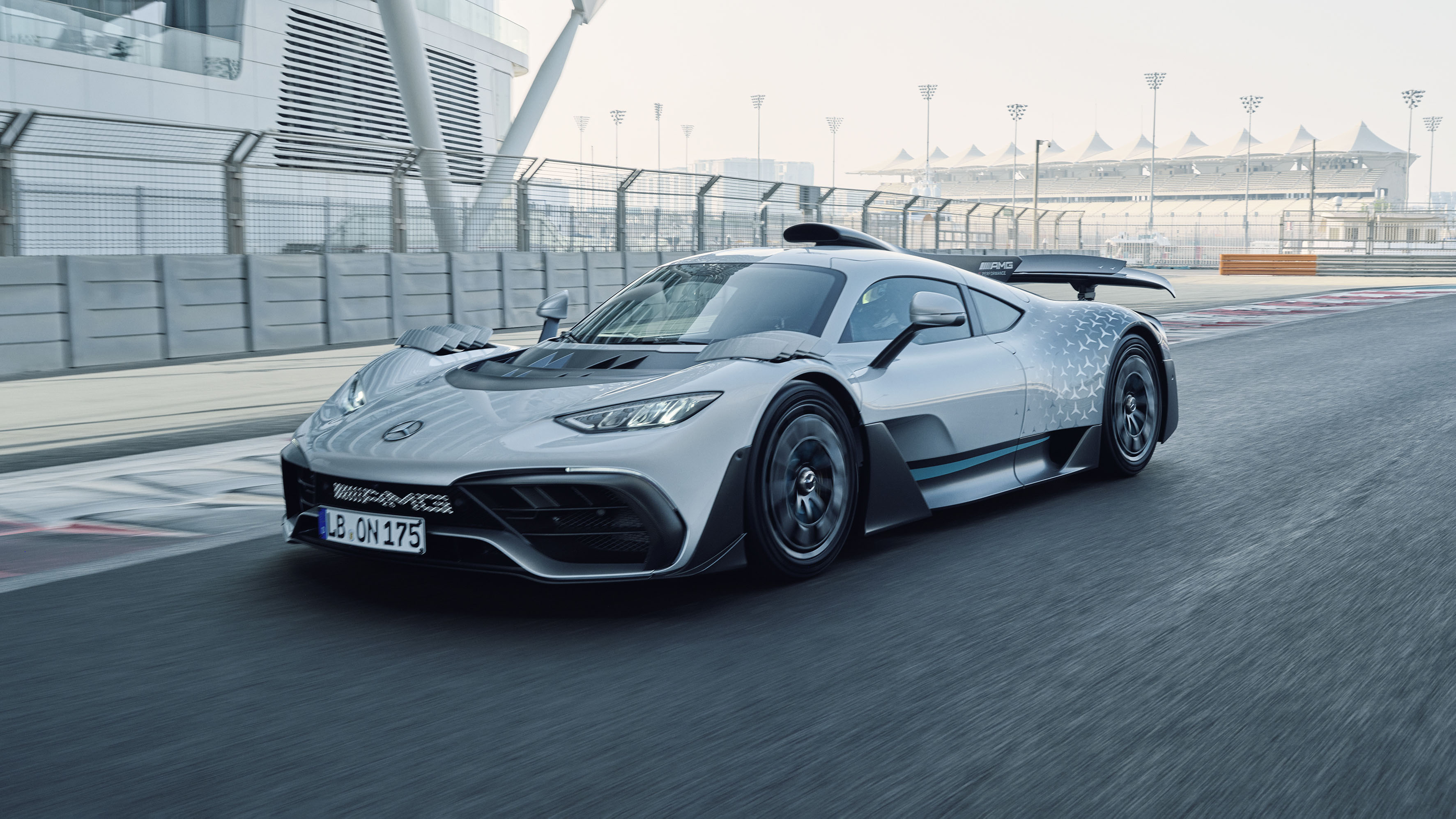 Mercedes AMG One 2022