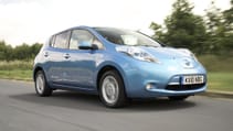 Nissan Leaf front three quarters dynamic