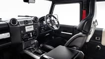 Q40 Defender by TECNIQ Top Gear