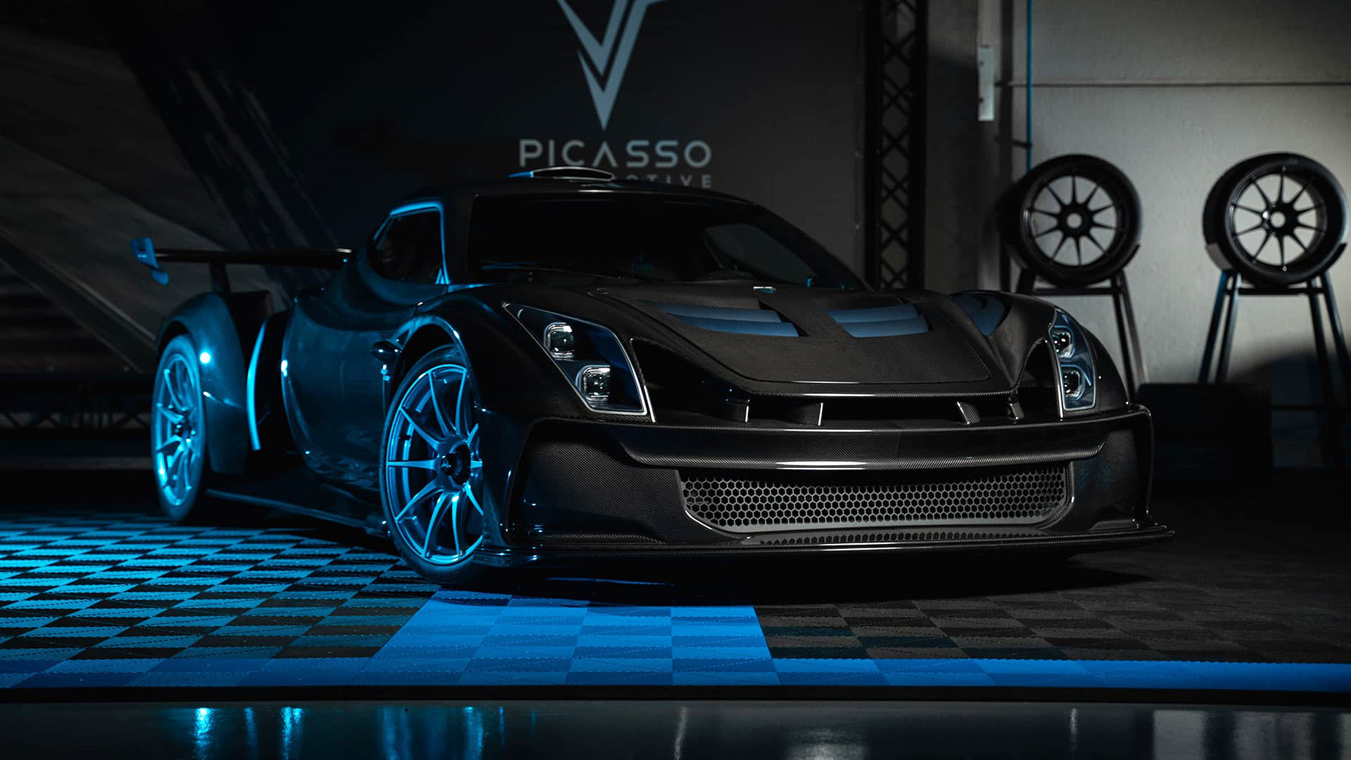 Picasso Automotive 660 LMS front