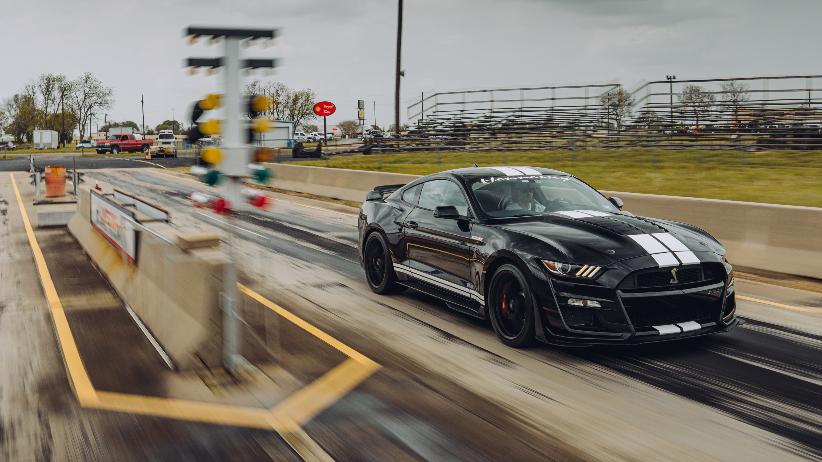 Hennessey Venom 1000 front