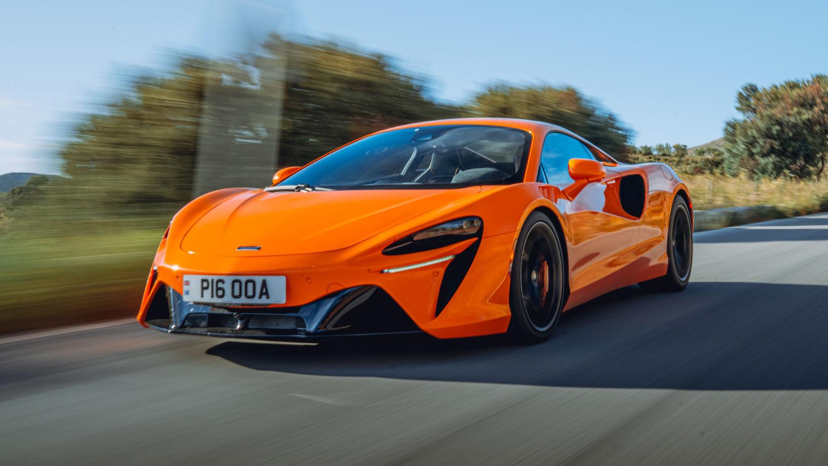 McLaren Artura Top Gear 2022