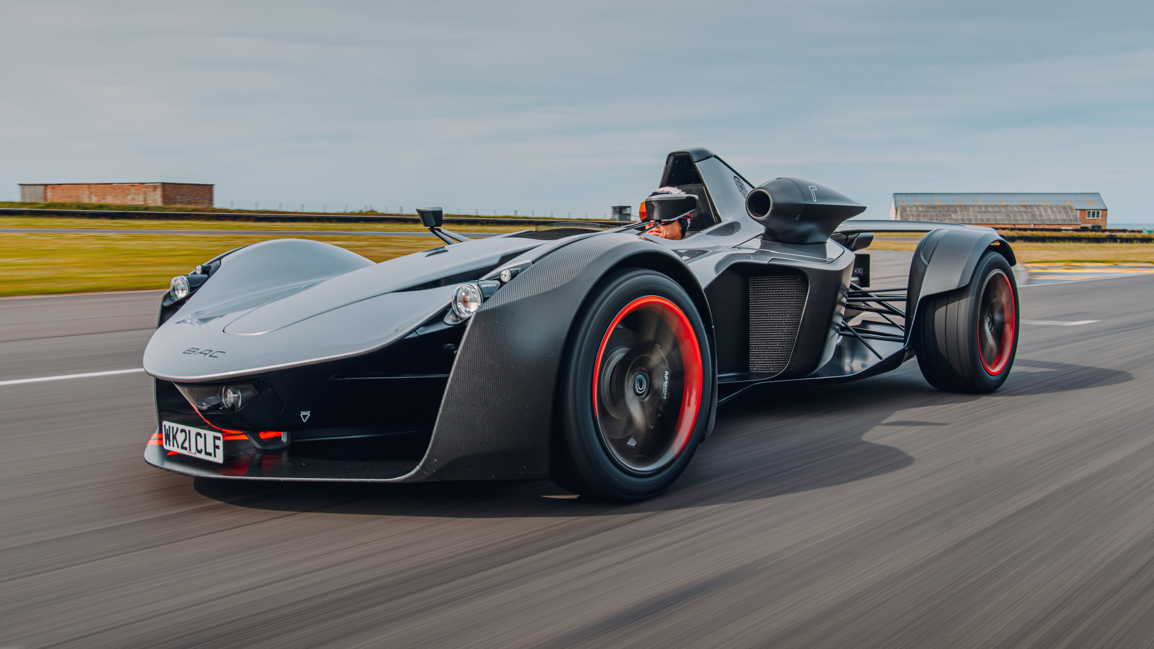 BAC Mono front