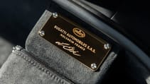 Bugatti Chiron L'Ebe plaque